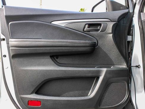 Certified 2025 Honda Ridgeline Sport+ image 20