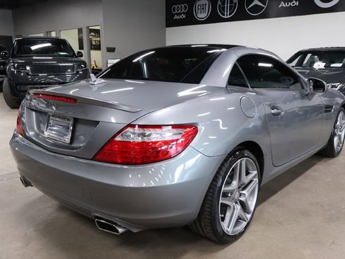 Used 2015 Mercedes-Benz SLK 250 image 10