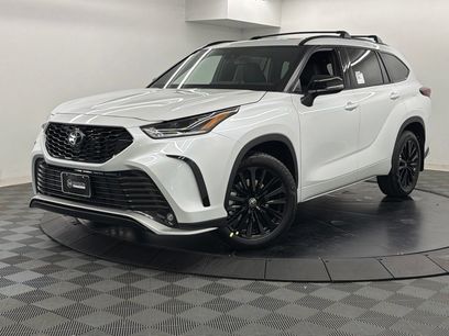 New 2026 Toyota Highlander XSE
