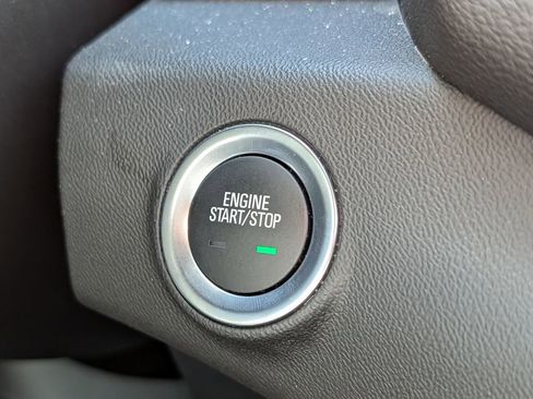 Used 2024 GMC Terrain SLT w/ Infotainment Package II AWD/4WD image 48