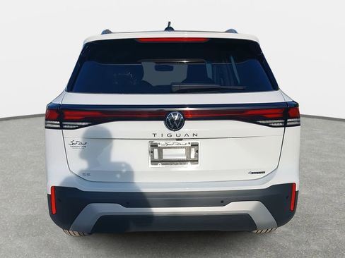 New 2026 Volkswagen Tiguan SE AWD/4WD image 6