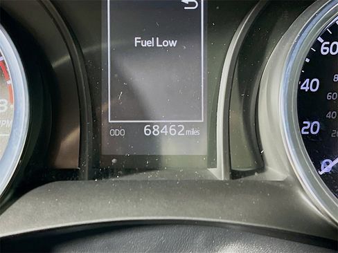 Certified 2020 Toyota Camry SE w/ Carpet Mat Package image 12