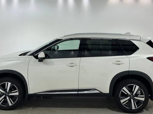 Used 2022 Nissan Rogue SL w/ SL Premium Package AWD/4WD image 2