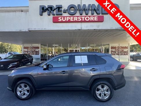 Used 2022 Toyota RAV4 XLE image 13