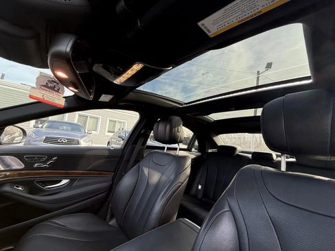 Used 2015 Mercedes-Benz S 550 4MATIC Sedan image 24
