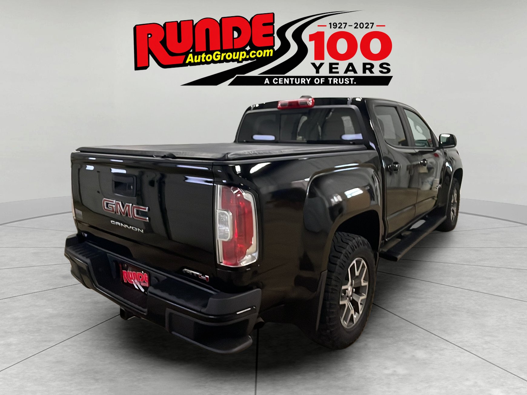 Used 2021 GMC Canyon AT4 w/ Trailering Package AWD/4WD image 4