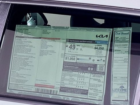 New 2025 Kia Niro EX Touring image 25