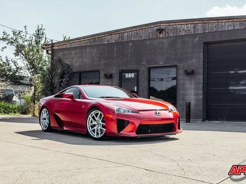 Used 2012 Lexus LFA RWD image 50