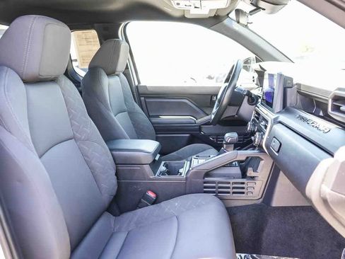 Used 2024 Toyota Tacoma SR RWD image 16