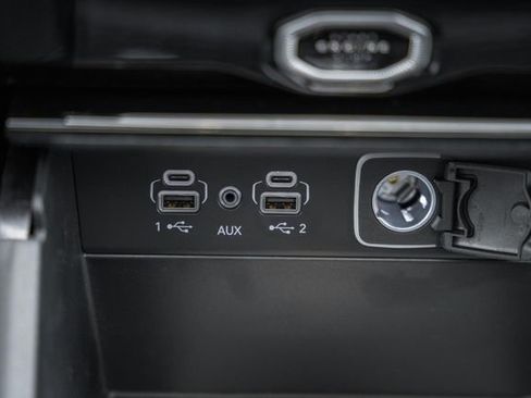 New 2026 Jeep Grand Cherokee L Limited w/ Limited Altitude Package AWD/4WD image 30