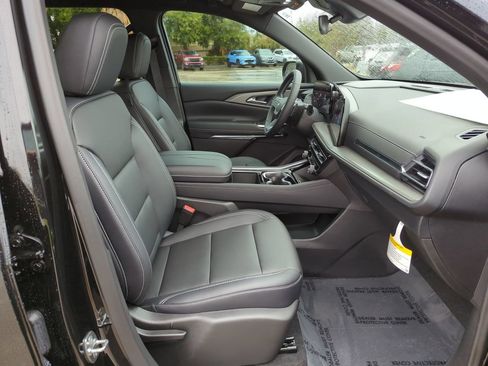 New 2026 Chevrolet Traverse LT FWD image 24
