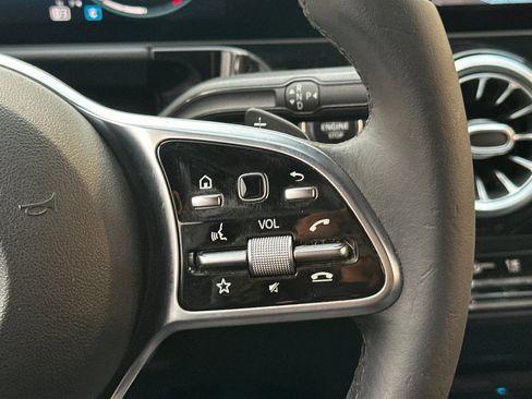 Used 2021 Mercedes-Benz GLA 250 4MATIC image 29