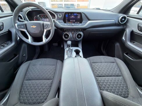 Used 2021 Chevrolet Blazer LT FWD image 8