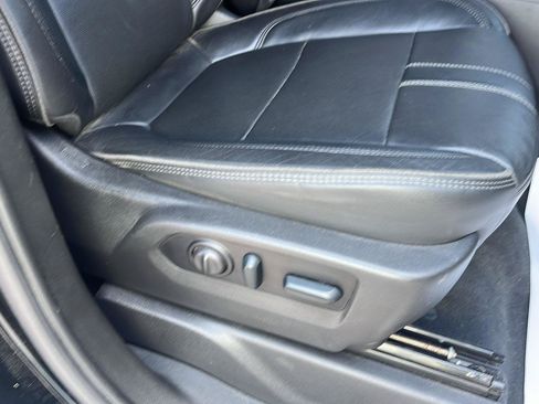 Used 2022 Chevrolet Silverado 3500 High Country AWD/4WD image 30
