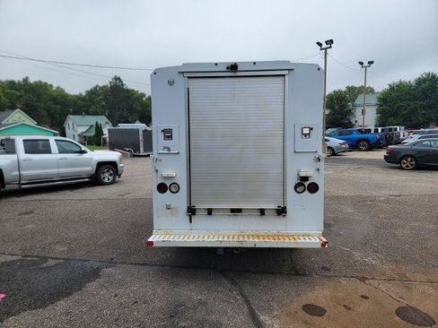 Used 2018 Ford Transit 350 138 DRW w/ Interior Upgrade Package image 4