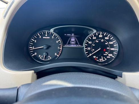 Used 2019 Nissan Pathfinder SL AWD/4WD image 20