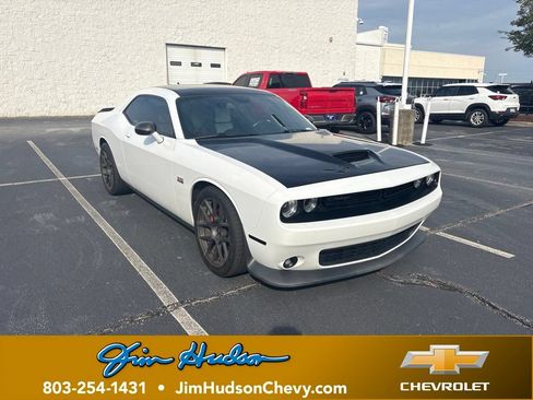 Used 2018 Dodge Challenger R/T w/ Quick Order Package 28P T/A RWD image 1