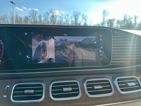 Used 2024 Mercedes-Benz GLE 450 GLE 450 image 25