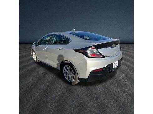 Used 2016 Chevrolet Volt Premier w/ Driver Confidence Package image 4