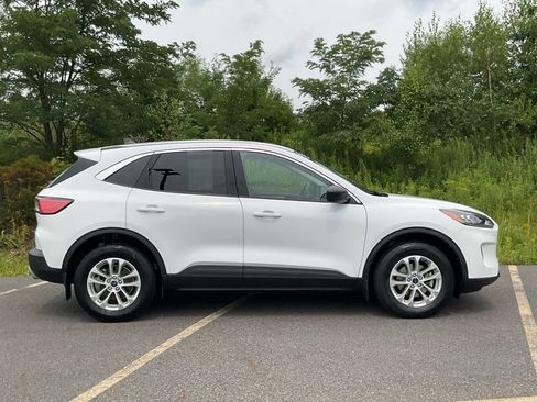 Certified 2022 Ford Escape SE AWD/4WD image 23