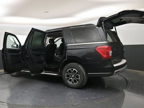 Used 2024 Ford Expedition XLT image 31