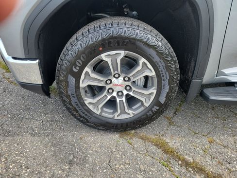 New 2026 GMC Sierra 1500 SLE AWD/4WD image 11