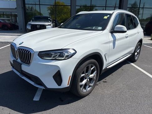 Used 2023 BMW X3 xDrive30i w/ Premium Package AWD/4WD image 2