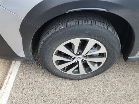 Used 2023 Subaru Outback Premium image 20