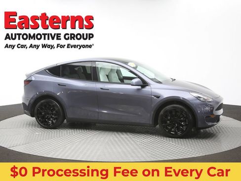 Used 2020 Tesla Model Y Long Range AWD/4WD image 40