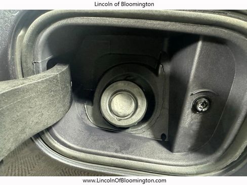 Certified 2022 Lincoln Navigator L Reserve AWD/4WD image 30