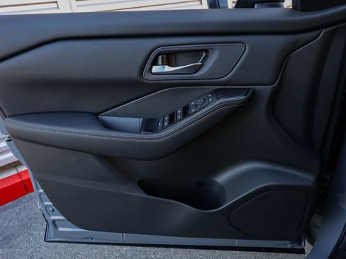 New 2026 Nissan Rogue SV image 23