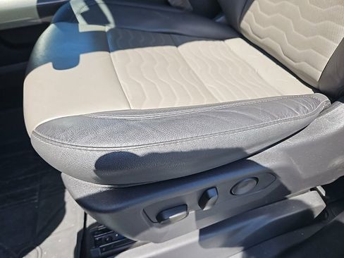 Used 2025 Chevrolet Silverado 2500 ZR2 w/ Technology Package AWD/4WD image 14