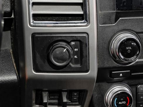 Used 2017 Ford F250 Platinum w/ Platinum Ultimate Package image 23