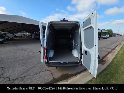 New 2026 Mercedes-Benz Sprinter 2500 image 5