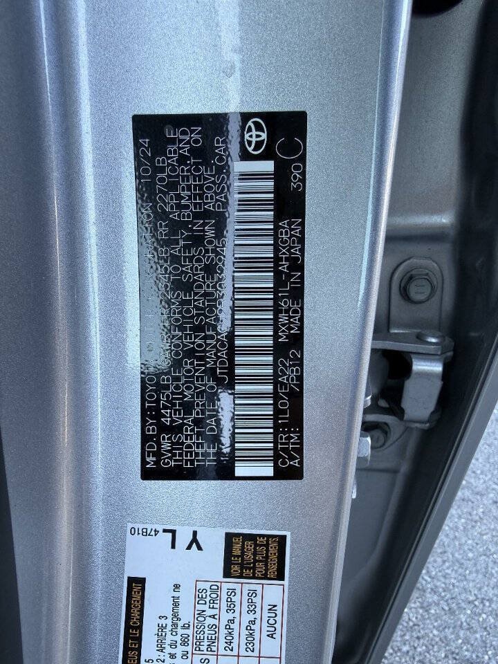 Used 2024 Toyota Prius Prime FWD image 25