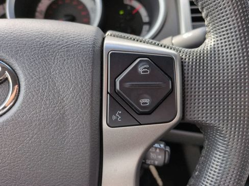 Used 2014 Toyota Tacoma 4x4 Double Cab w/ TRD Sport Package image 24