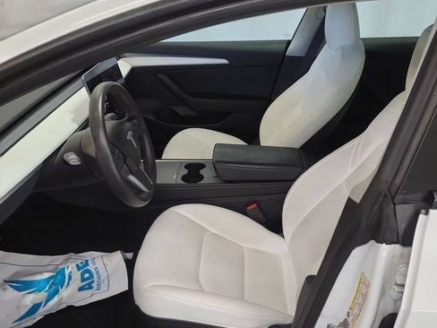 Used 2023 Tesla Model 3 Standard Range RWD image 3