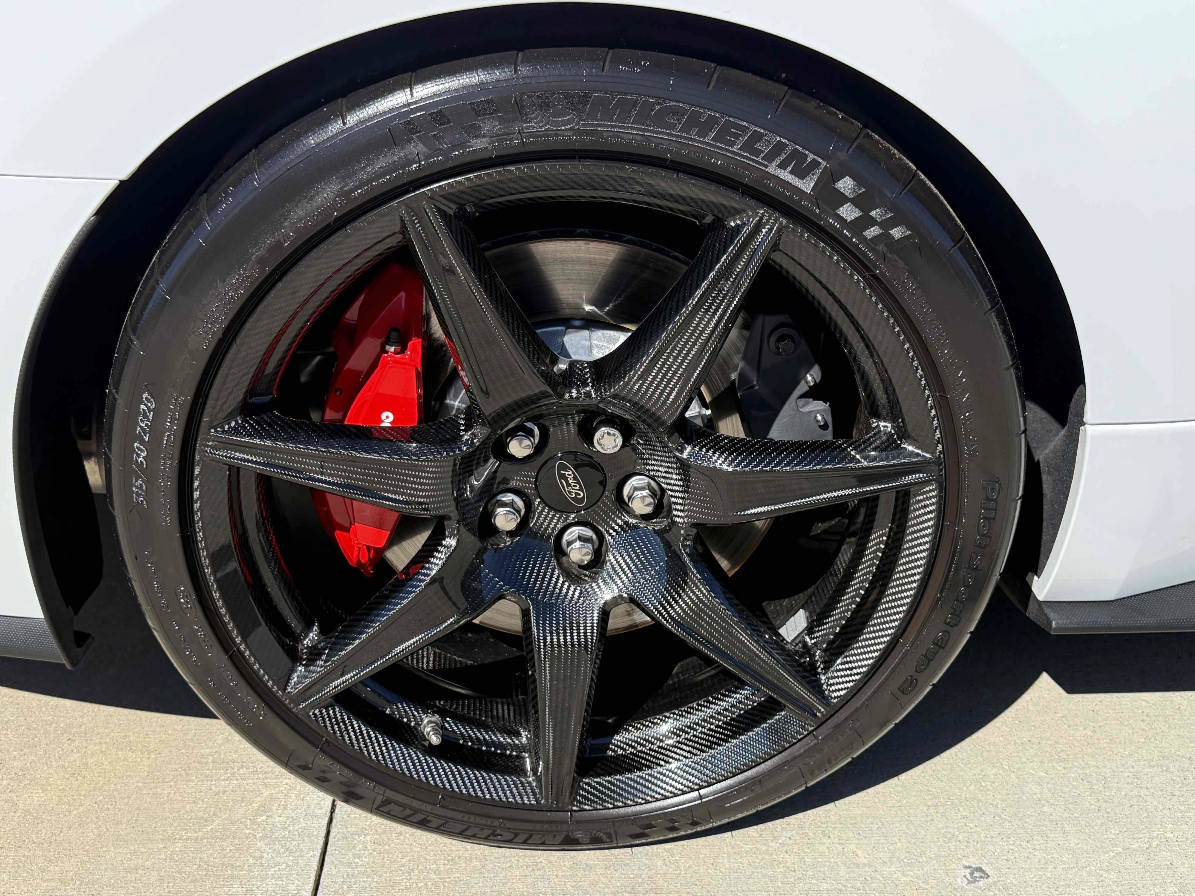 Used 2021 Ford Mustang Shelby GT500 w/ Carbon Fiber Track Pack RWD image 48