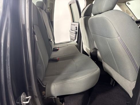 Used 2019 RAM 1500 Express w/ Wheel & Sound Group AWD/4WD image 28