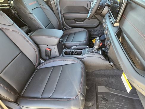 New 2025 Jeep Wrangler Unlimited Rubicon image 16