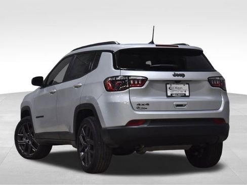 New 2026 Jeep Compass Latitude image 2