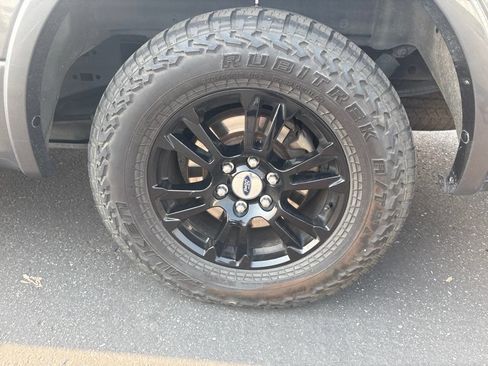 Used 2019 Ford F150 Lariat w/ FX4 Off-Road Package AWD/4WD image 26