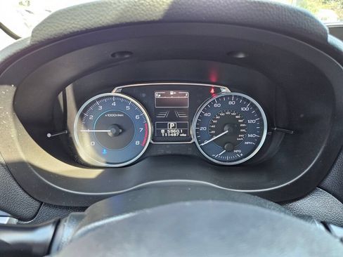 Used 2016 Subaru Crosstrek 2.0i Premium AWD/4WD image 22