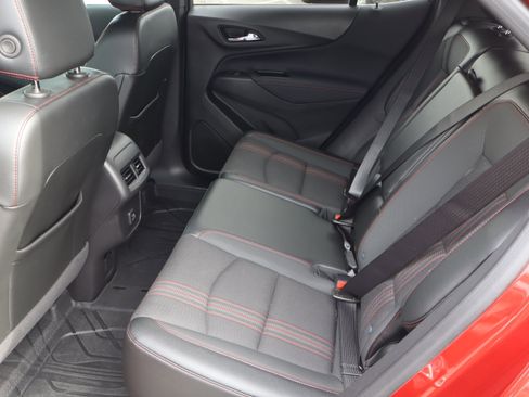 Certified 2023 Chevrolet Equinox RS image 32