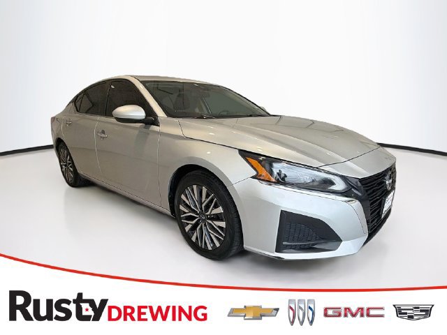 Used 2023 Nissan Altima 2.5 SV FWD image 1