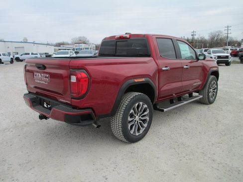 New 2026 GMC Canyon Denali image 4