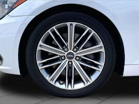 Used 2018 Genesis G80 3.8 w/ Option Group 02 RWD image 10