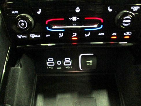 Used 2022 Jeep Grand Cherokee Altitude image 20