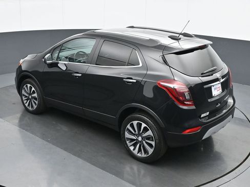 Used 2022 Buick Encore Preferred w/ Safety Package AWD/4WD image 19