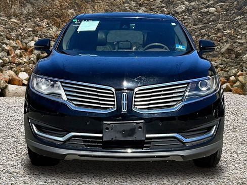 Used 2016 Lincoln MKX Reserve w/ Technology Package AWD/4WD image 3